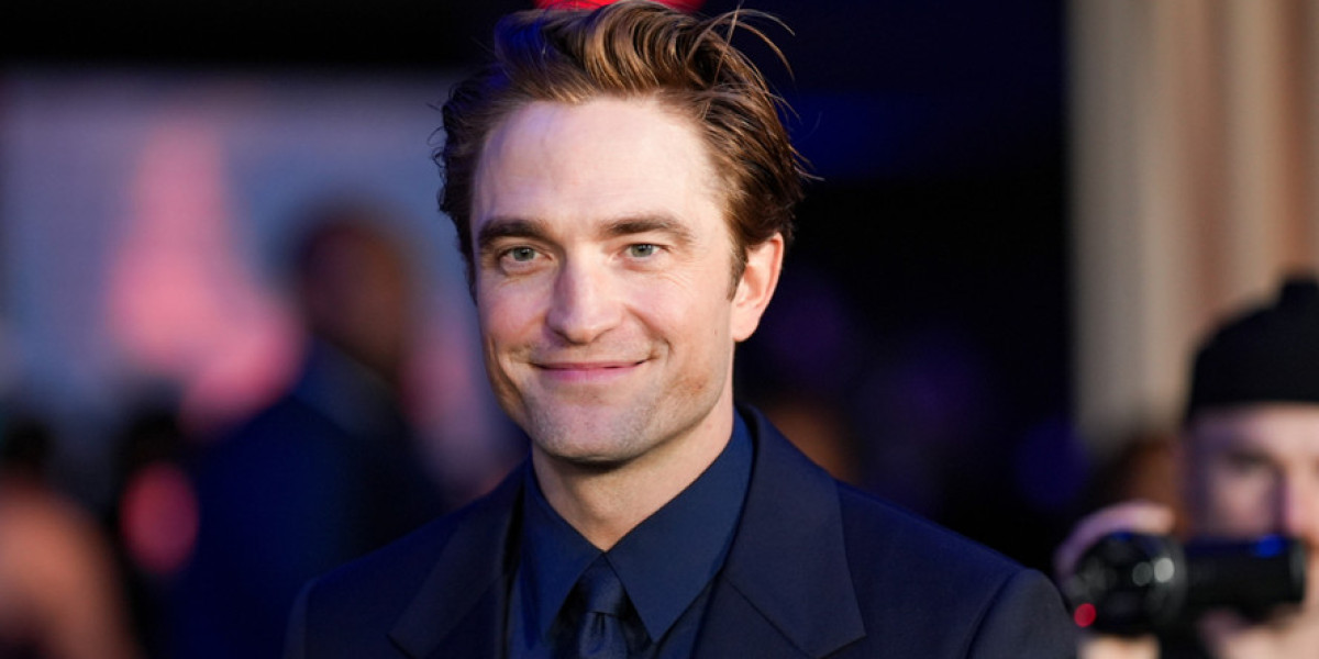 كلير أوبسكور: البعثة 33 – تشارلي كوكس يتحدث عن الفيلم