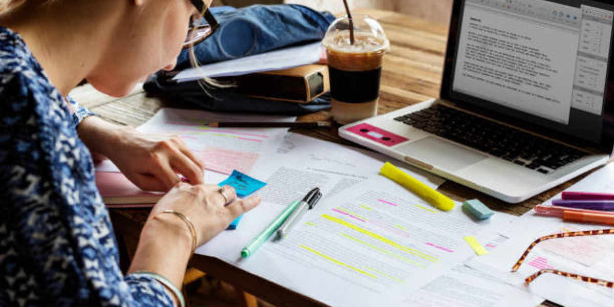 How Coursework Writing Prepares You for the Workplace,